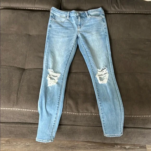 American Eagle Light Blue Jeans - Picture 5 of 8